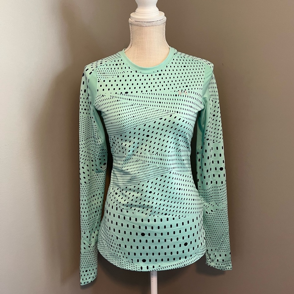 Under Armour Top
